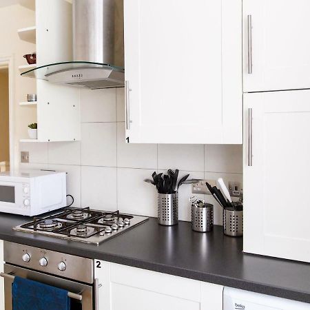 Northolt  Mandeville Rooms מראה חיצוני תמונה